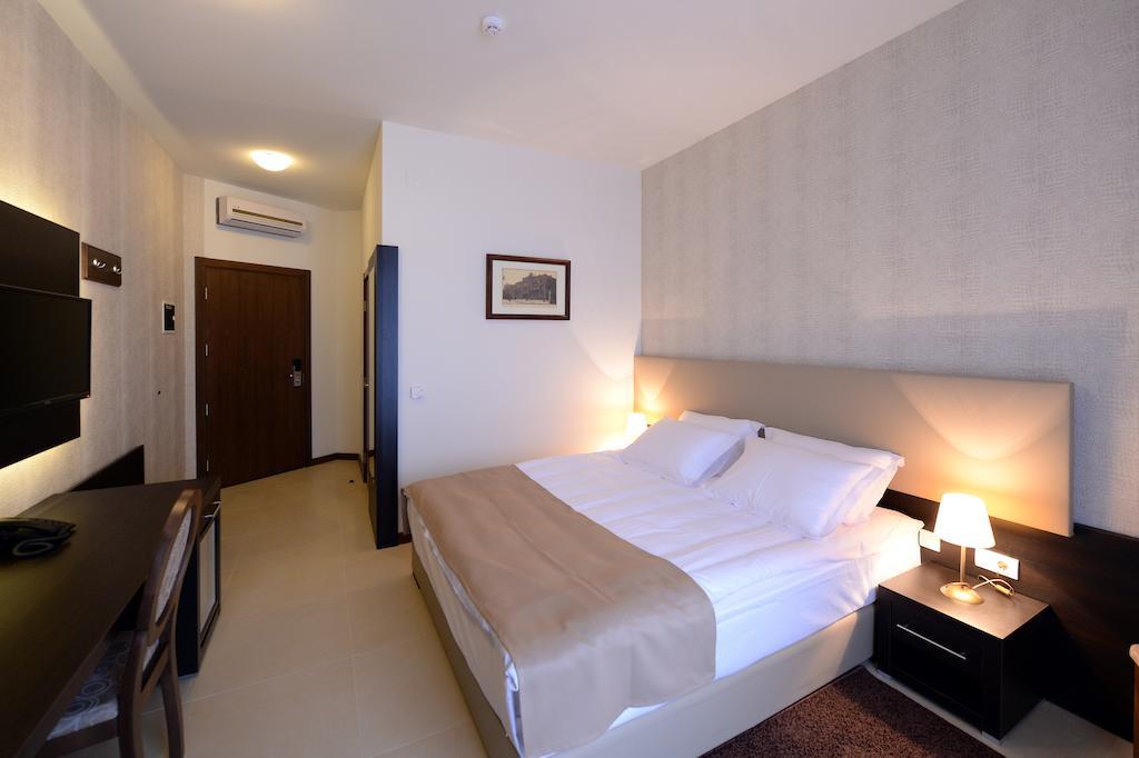 Hotel Majdan Beograd Eksteriør bilde