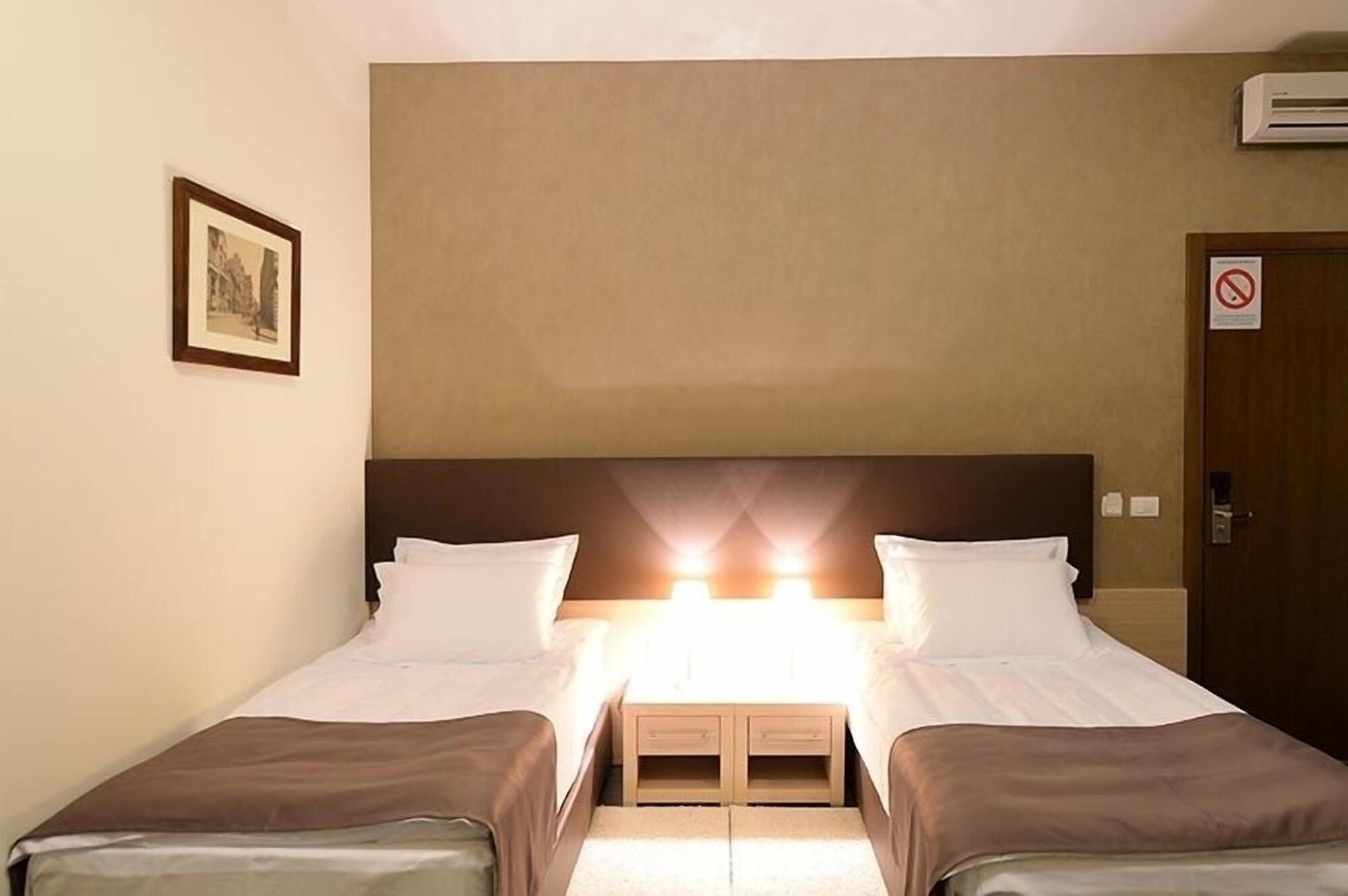 Hotel Majdan Beograd Eksteriør bilde