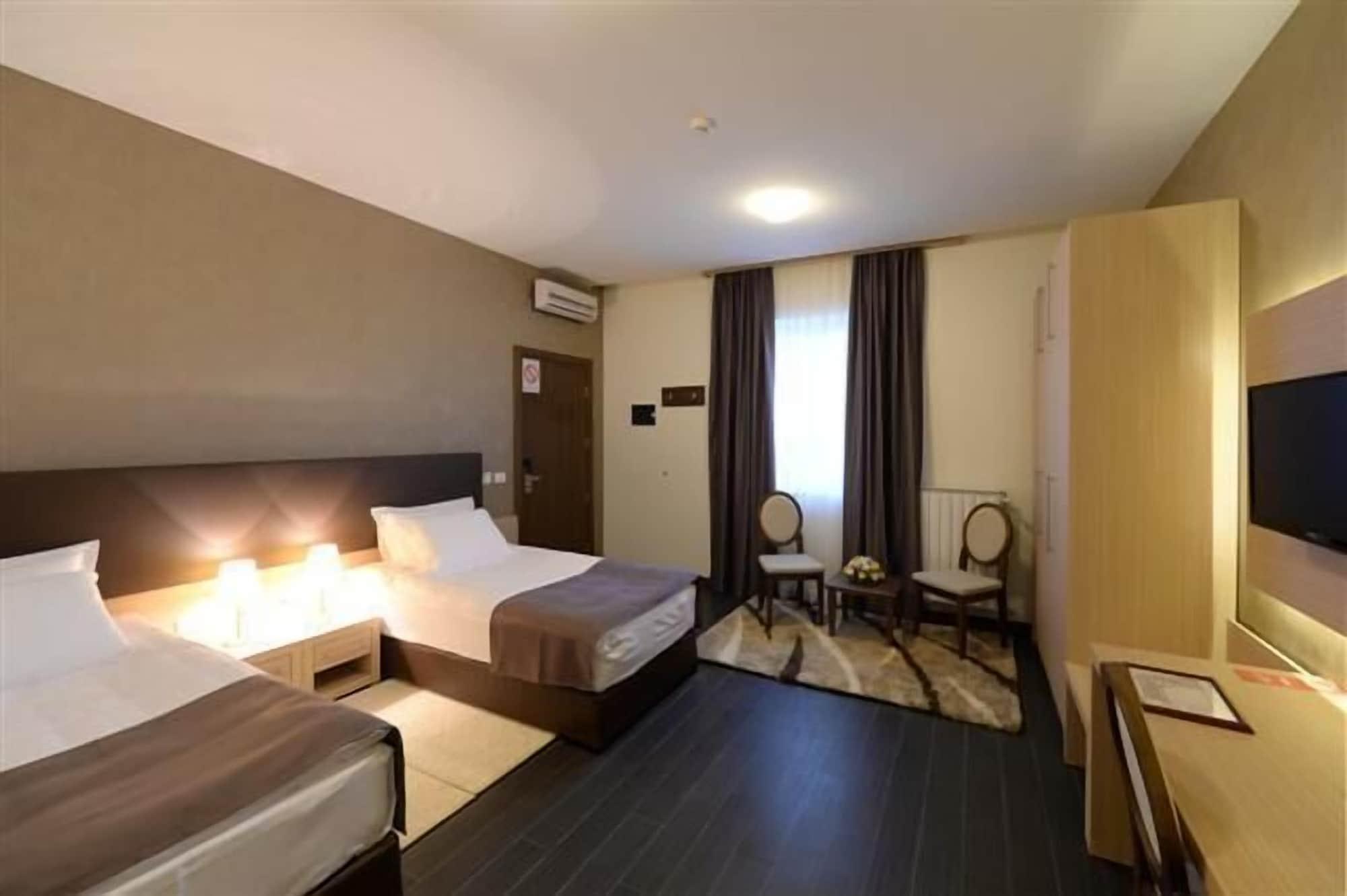Hotel Majdan Beograd Eksteriør bilde
