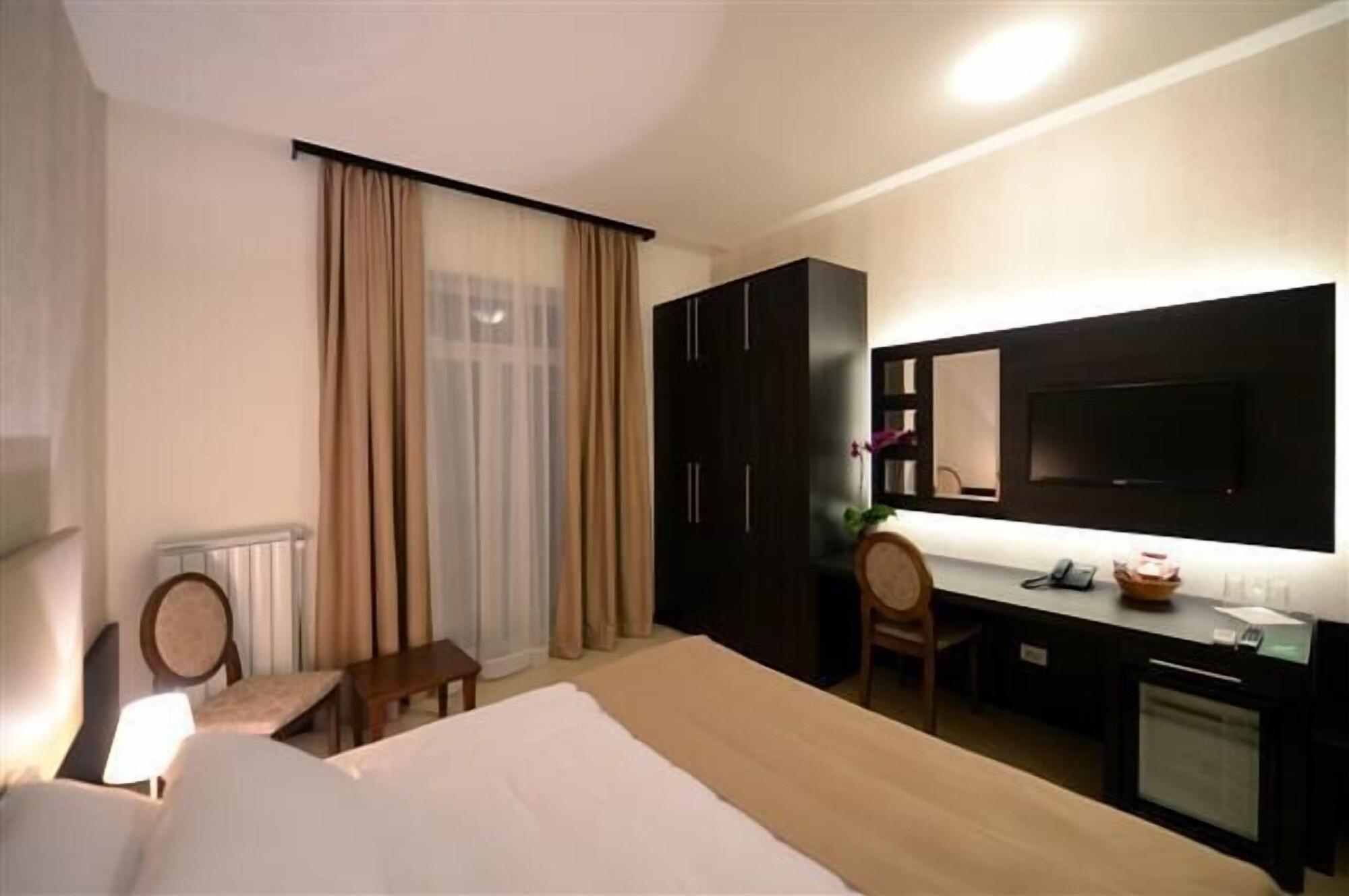 Hotel Majdan Beograd Eksteriør bilde